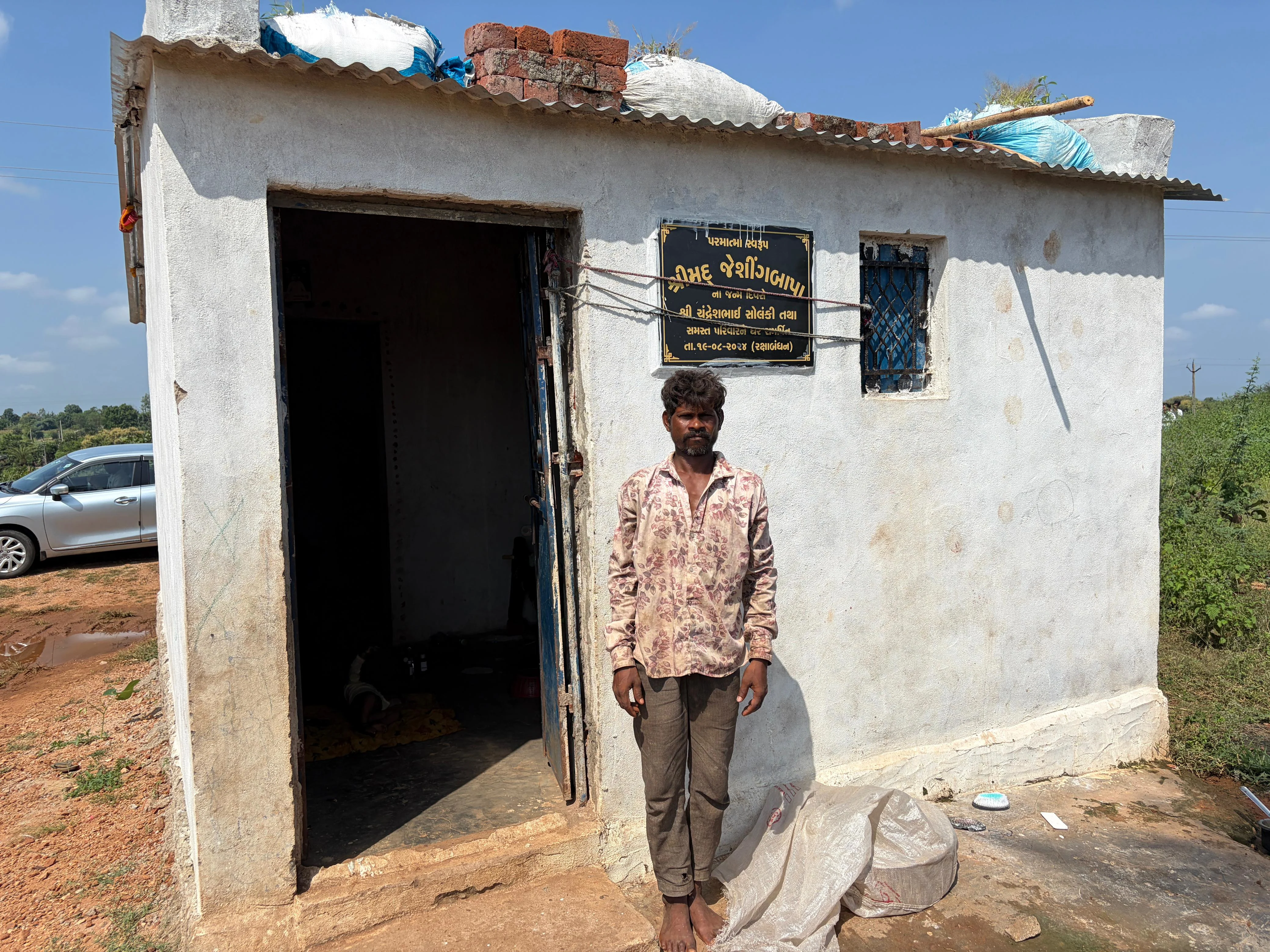 New Homes for the Homeless people by Shrimad Jeshingbapa Seva Team